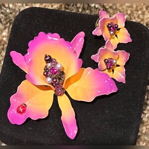 Joan Rivers orchid brooch & pierced earrings